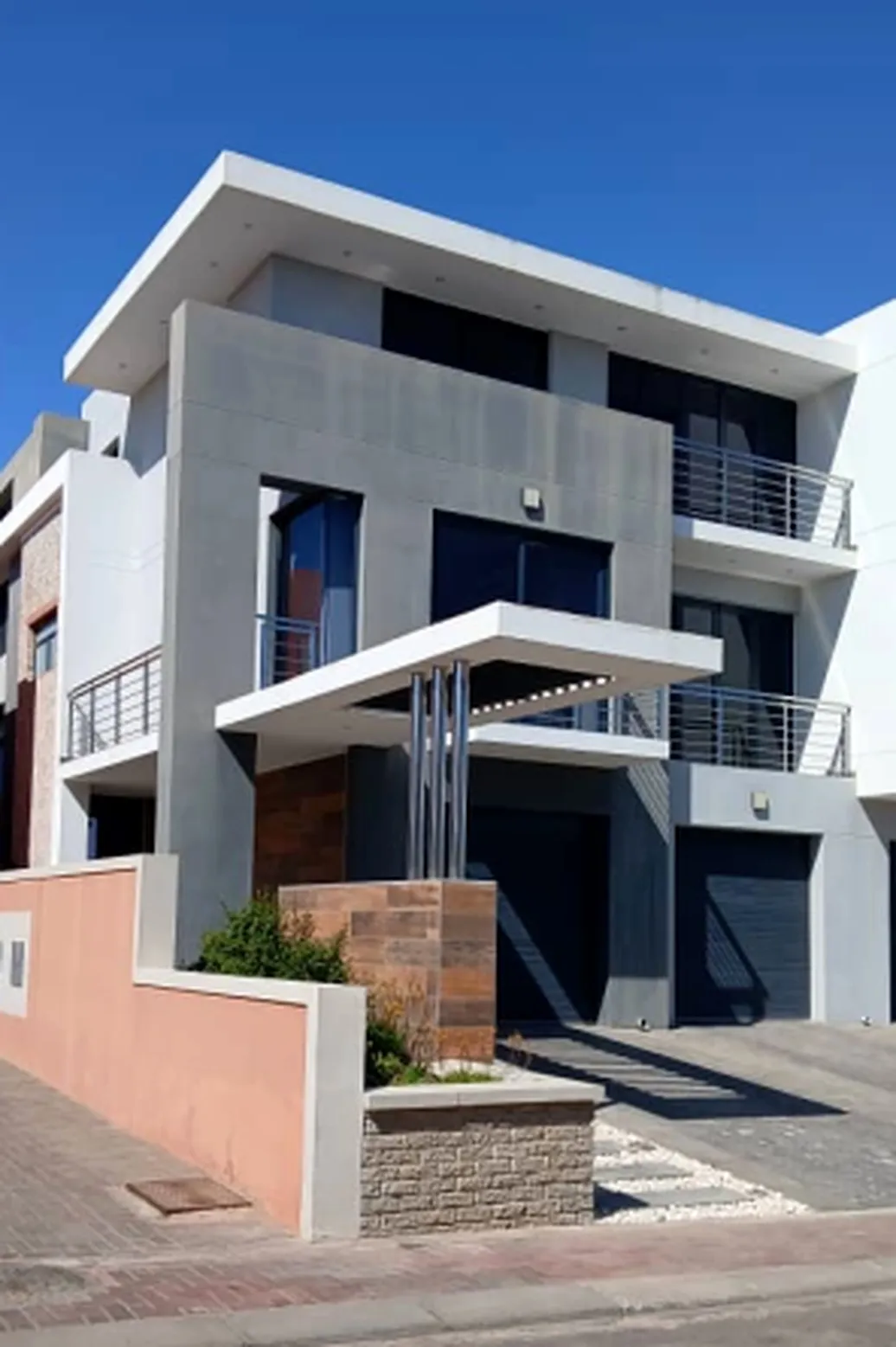 Family Home, Long Beach